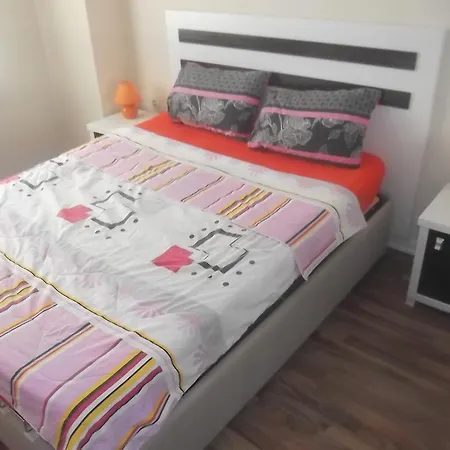 Apartment Ada Konaklama